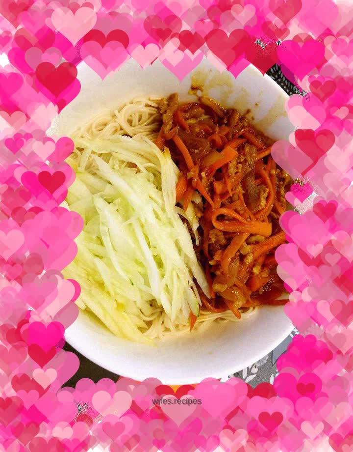 Summer highlight, appetizing and warming food, suitable for all ages--[Sisi Mixed Noodles]