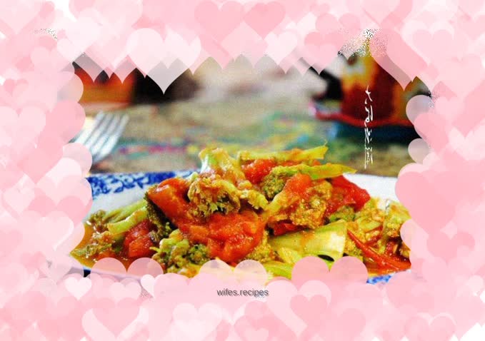 Stir-fried broccoli with tomatoes