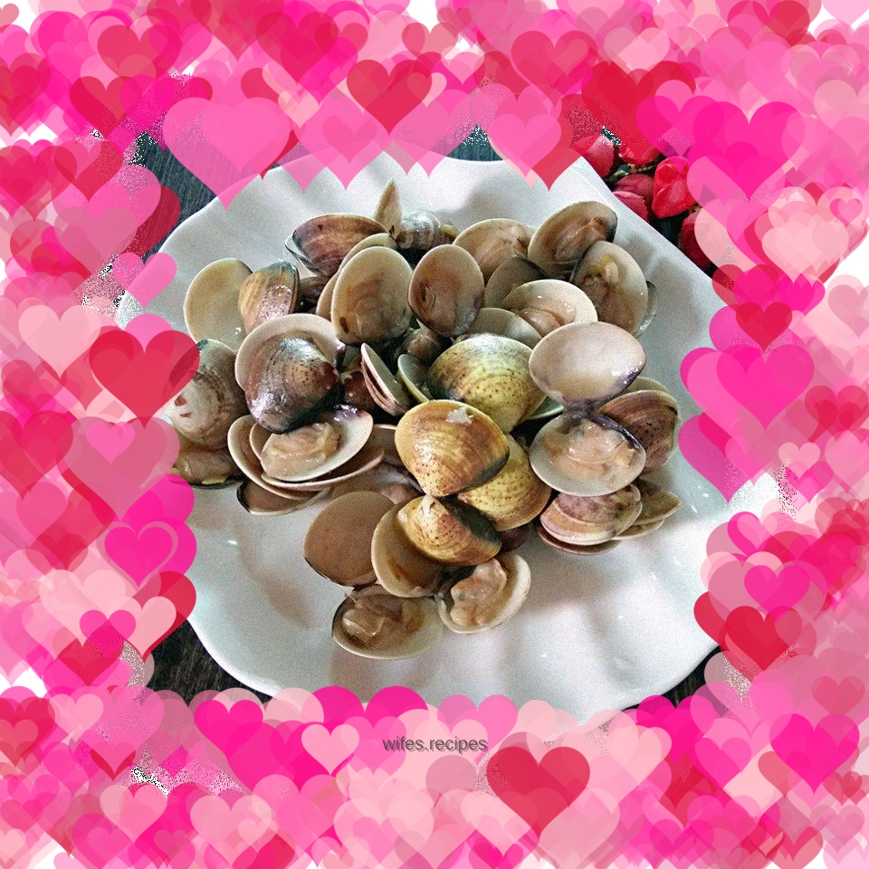 Stir-fried clams
