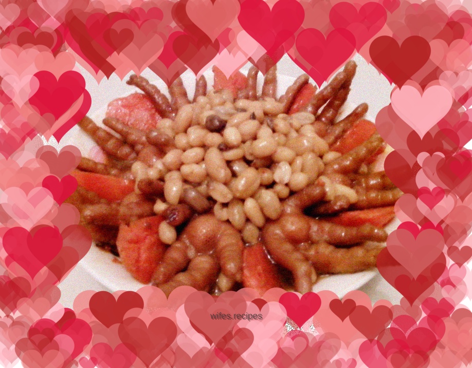 Peanut roasted chicken feet