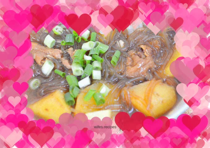Sauce-flavored Chicken Legs and Potatoes Stewed with Vermicelli