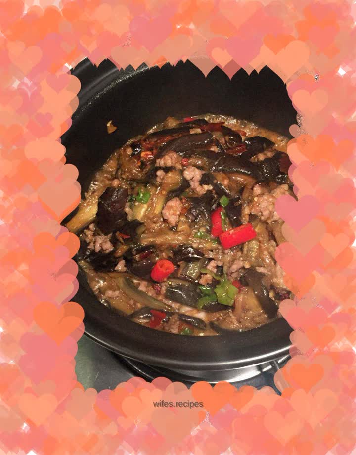 Stewed with minced meat and eggplant