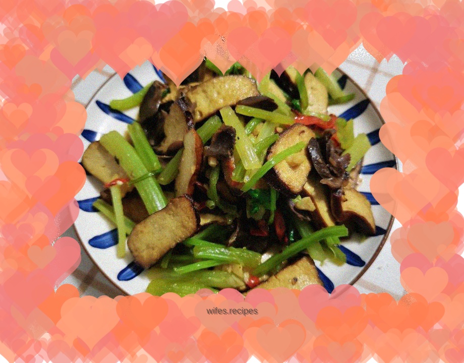 Stir-fried duck gizzards with dried seeds and celery