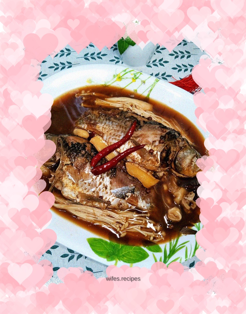 Braised crucian carp with old vinegar