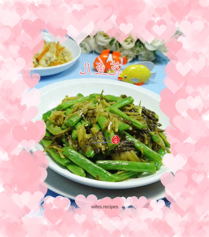 Stir-fried plum beans with pickled vegetables