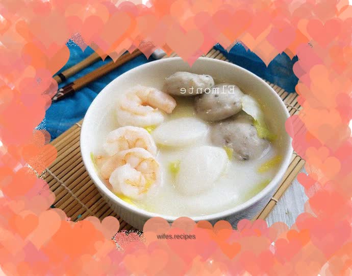 Dace fish cake and shrimp soup rice cake