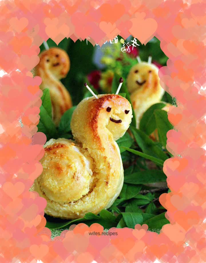 Coconut Snail Bread