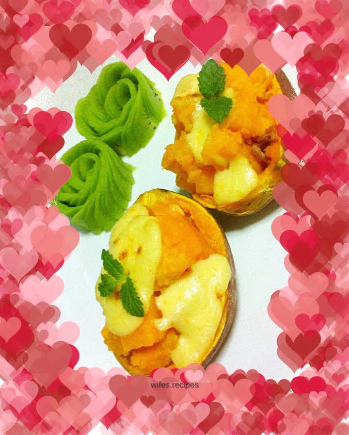 Cheese Bacon Sweet Potato Baked Eggs