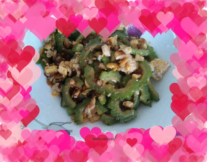 Fried bitter gourd with sweet and spicy sauce