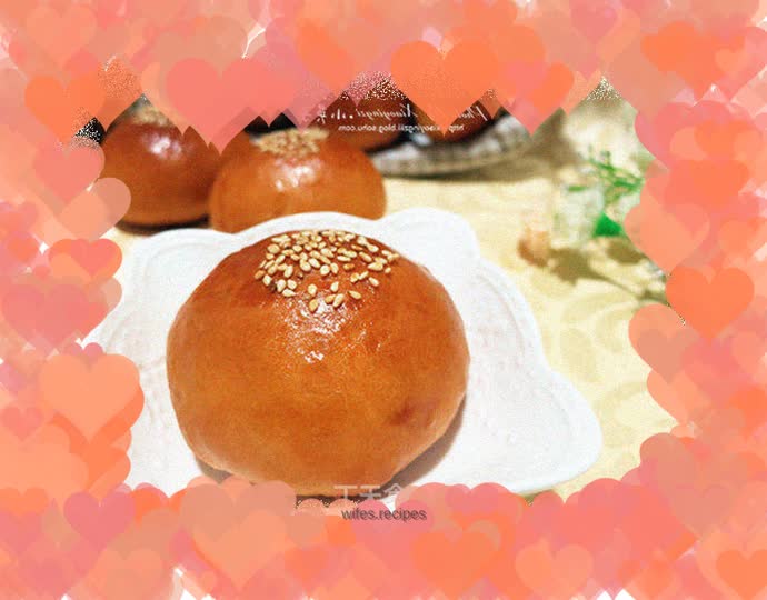 Delicious meat floss snack buns