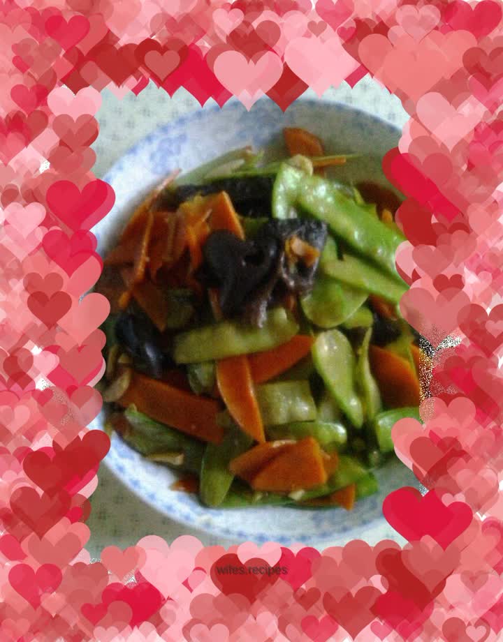 Stir-fried snow peas with fungus
