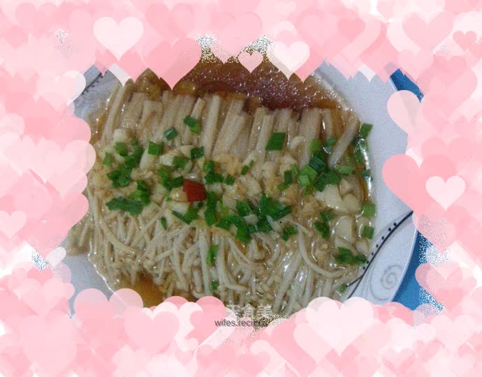 Steamed Enoki Mushrooms