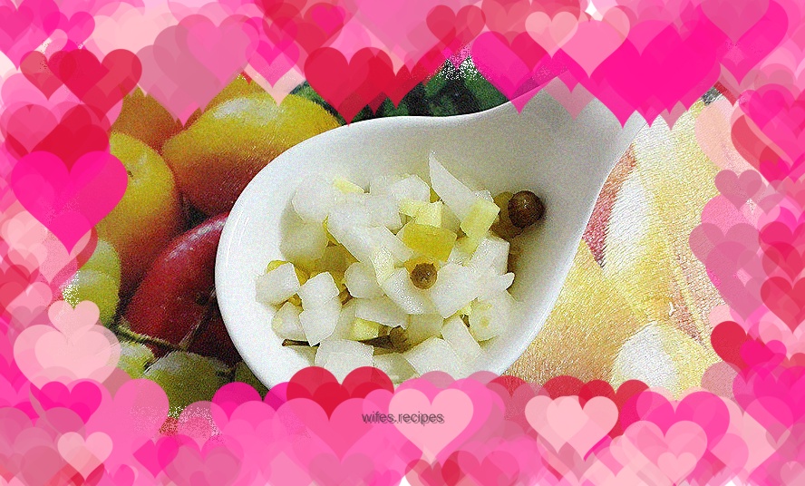 Pickled pepper and pickled radish cubes