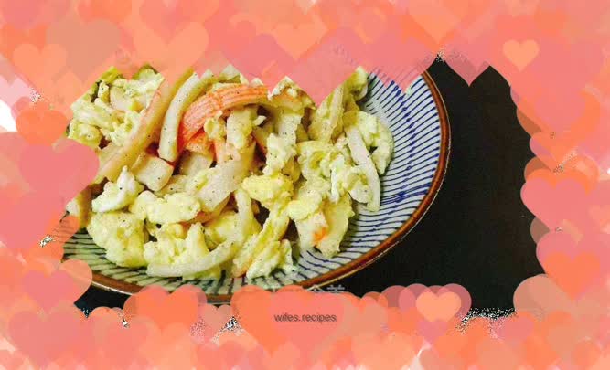 The ingredients are simple, the seasonings are simple, but the taste is not simple. Crab sticks and eggs