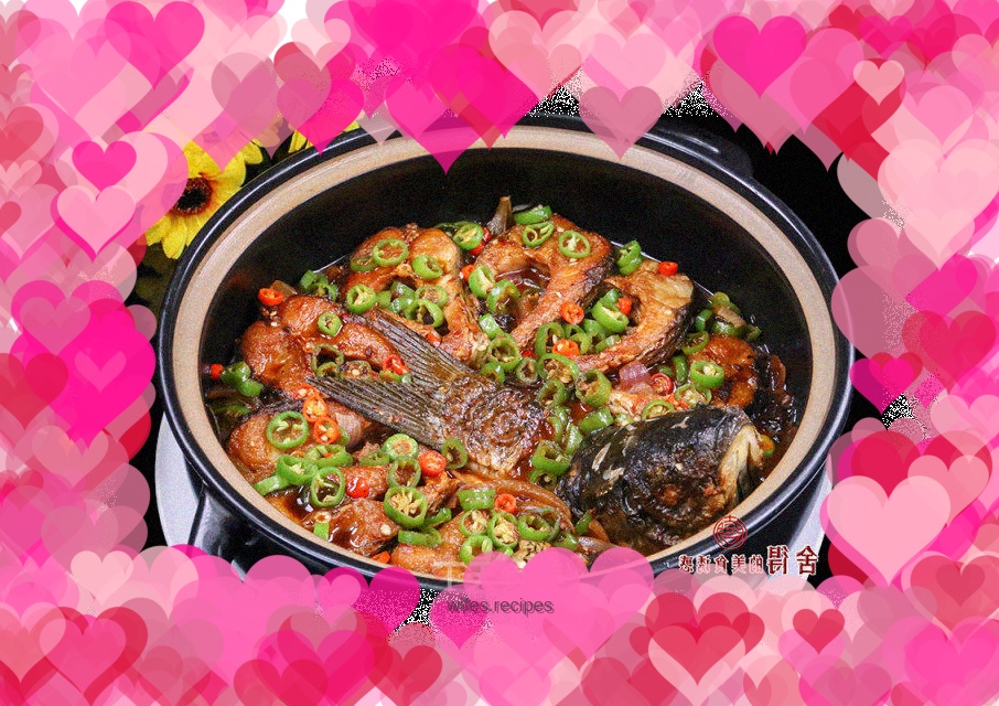 Claypot fish with green pepper