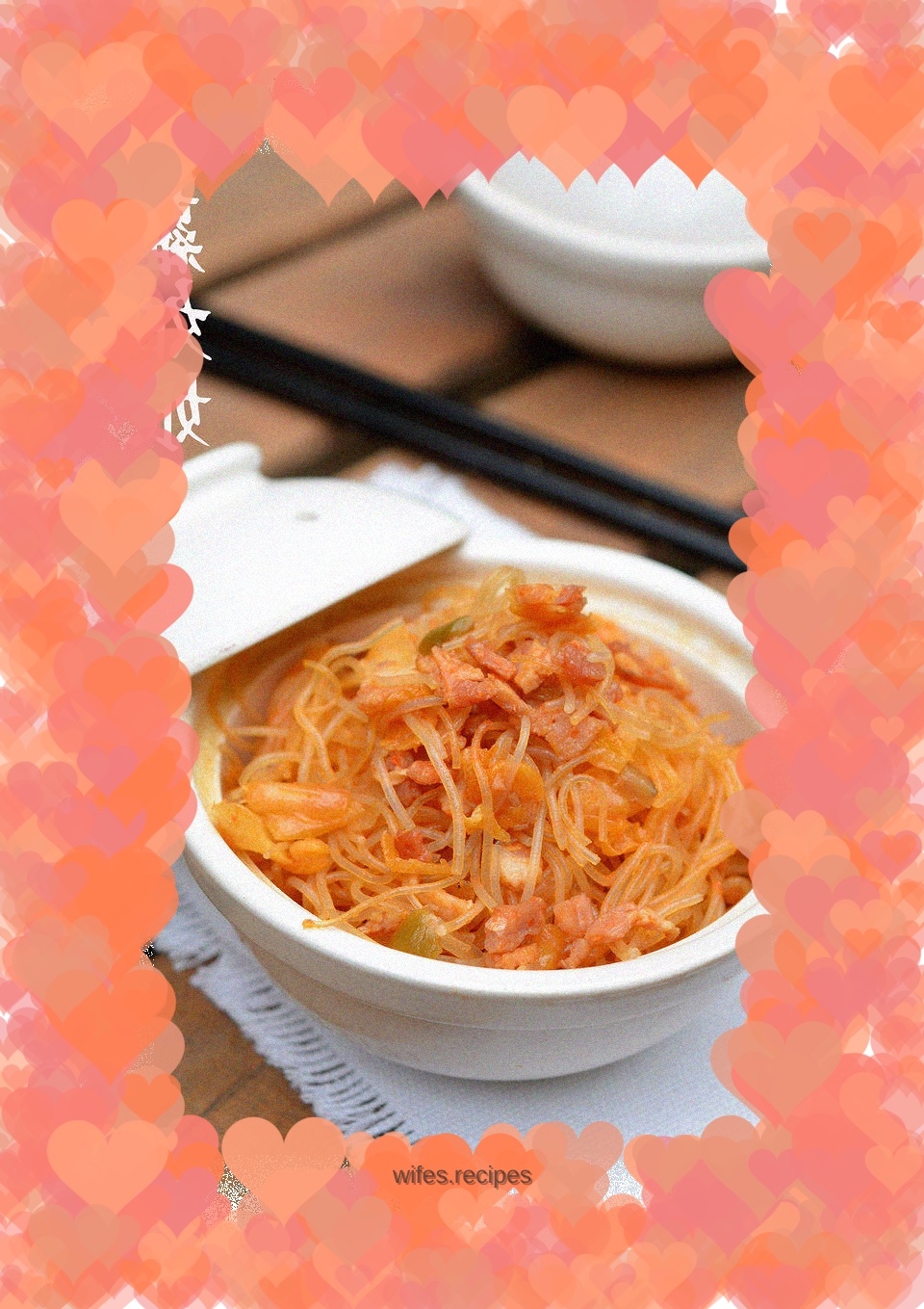 Ants climbing the tree