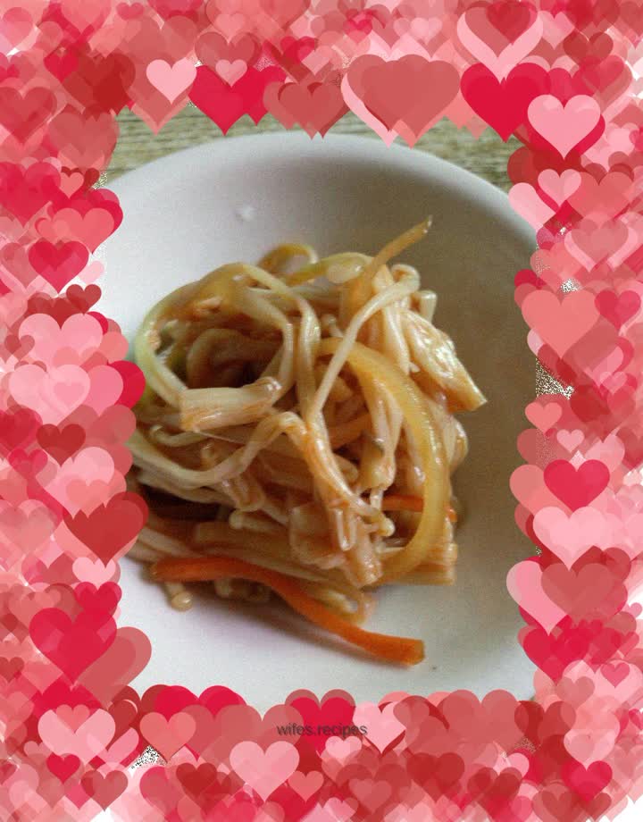 Refreshing and Spicy Enoki Mushrooms