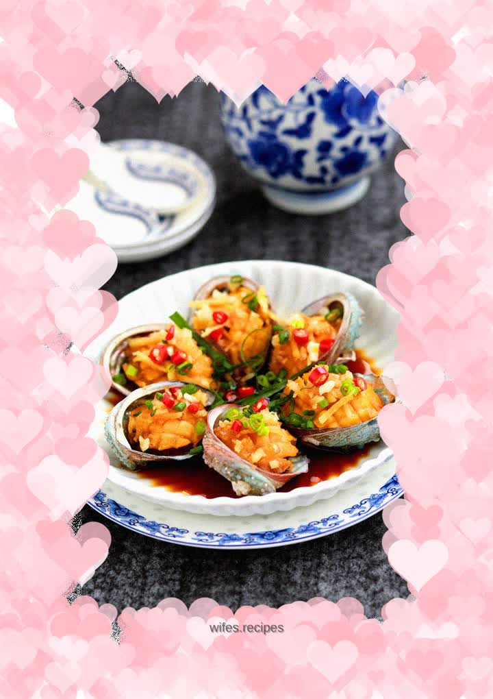 Steamed Abalone with Ginger and Onion
