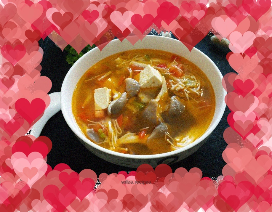 Double Mushroom Tomato Tofu Soup
