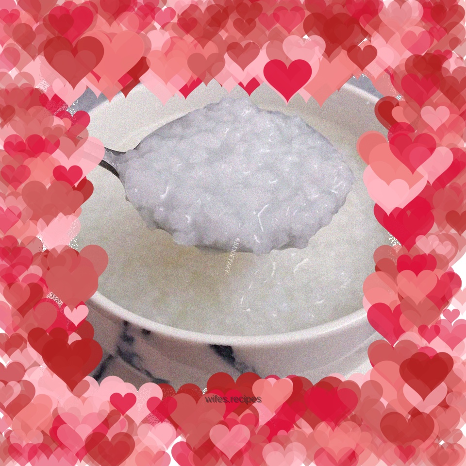 Soft, glutinous and fragrant white rice porridge