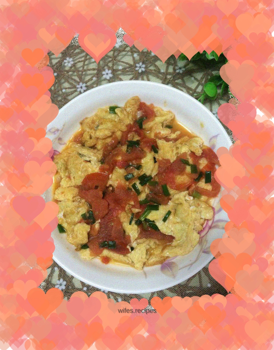 Scrambled eggs with tomatoes
