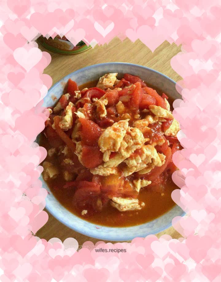 Scrambled eggs with tomatoes