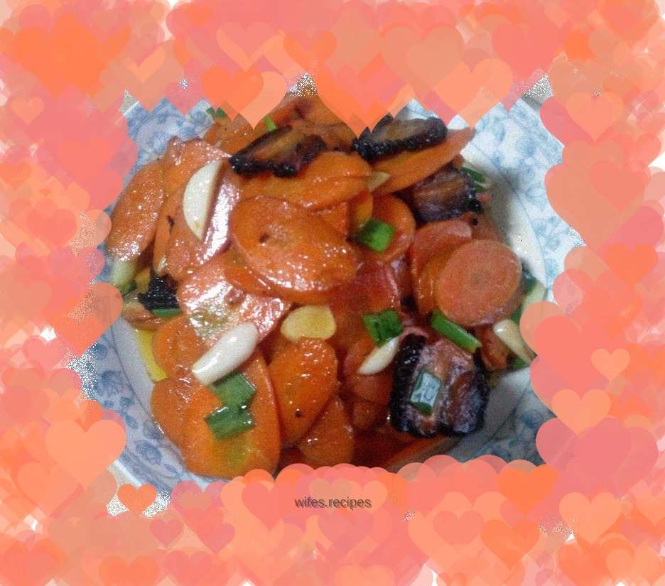 Stir-fried pork belly with large slices of carrot