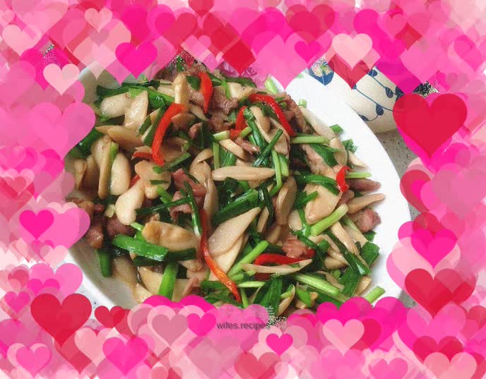 Super simple and quick recipe for poor people: stir-fried king oyster mushrooms and leeks