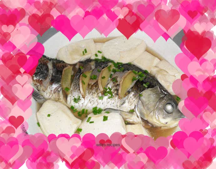 Healthy steamed dish - tofu and crucian carp soup