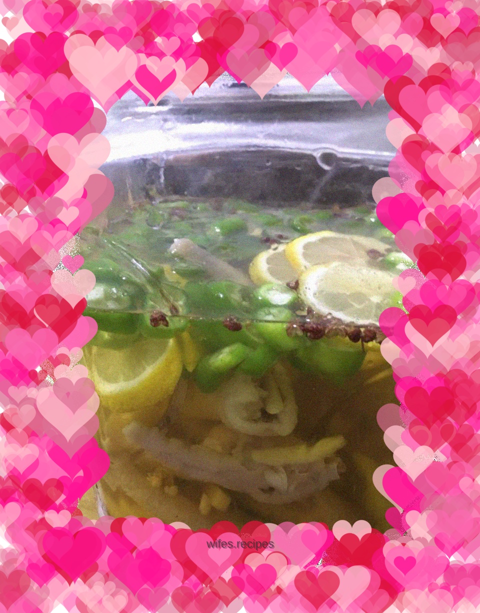 Lemon Pickled Chicken Feet