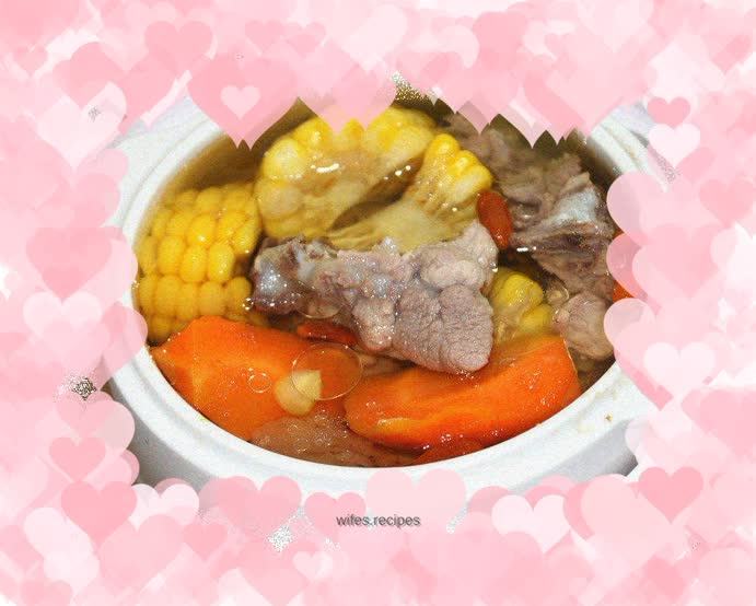 Carrot, Corn and Pork Ribs Soup