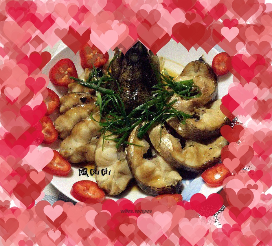 Rourou Chef teaches you how to steam sea bass to make the fish taste fresh and tender?