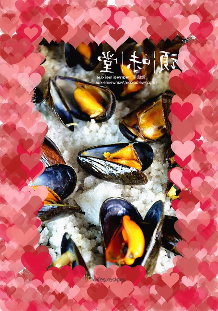 Salt-roasted French blue mussels
