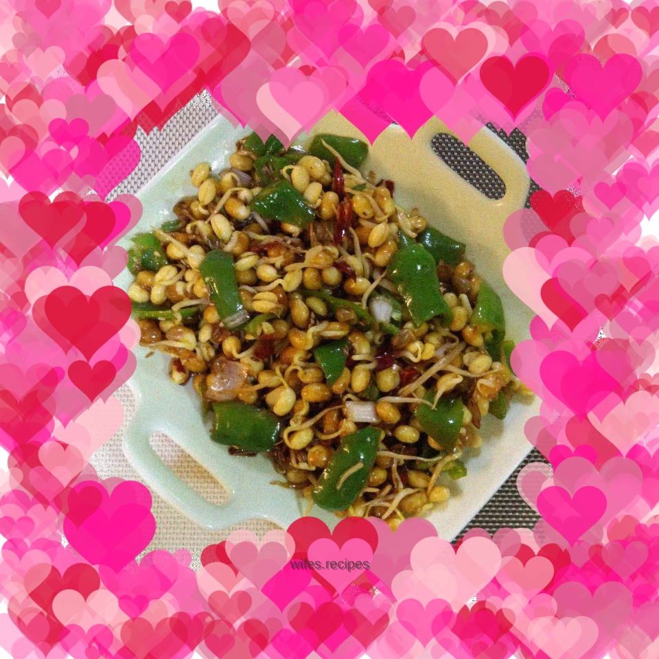 Stir-fried soybean sprouts