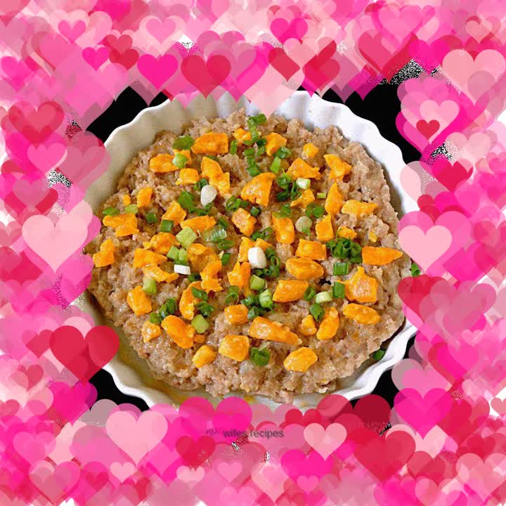 Steamed Pork Patties with Salted Fish and Egg Yolk