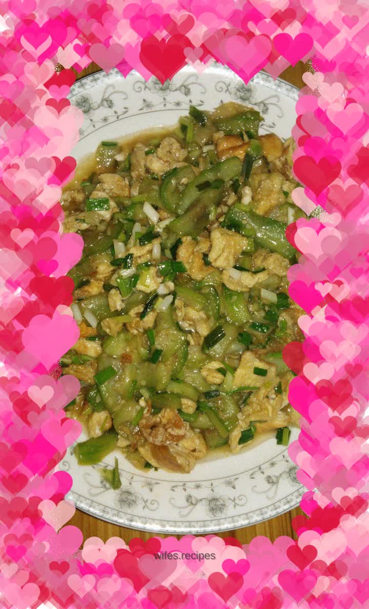 Scrambled eggs with loofah