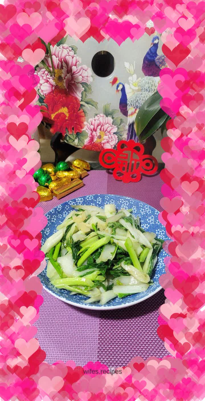 Stir-fried baby cabbage