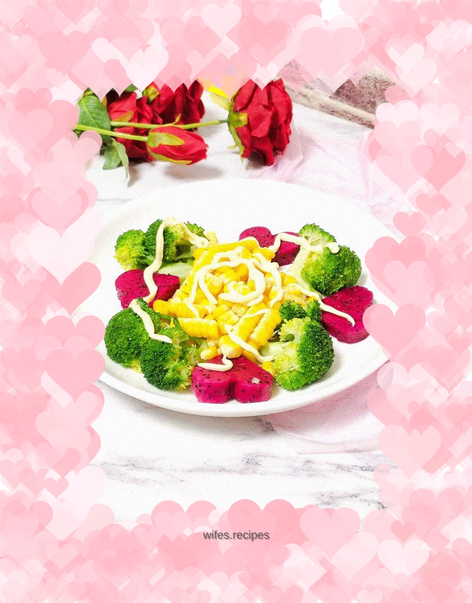 Fruit Broccoli Salad