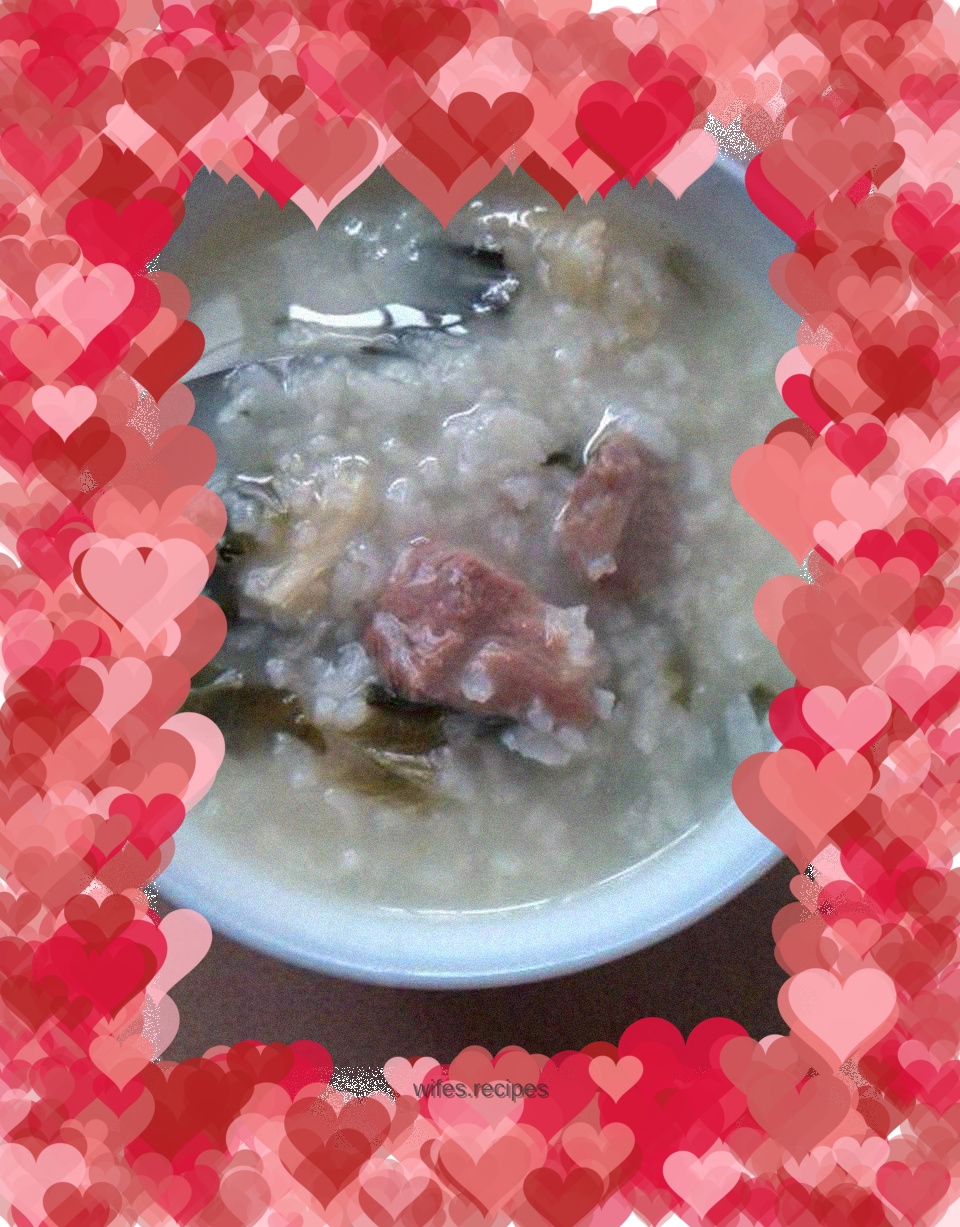 Dried vegetables and pork bone porridge