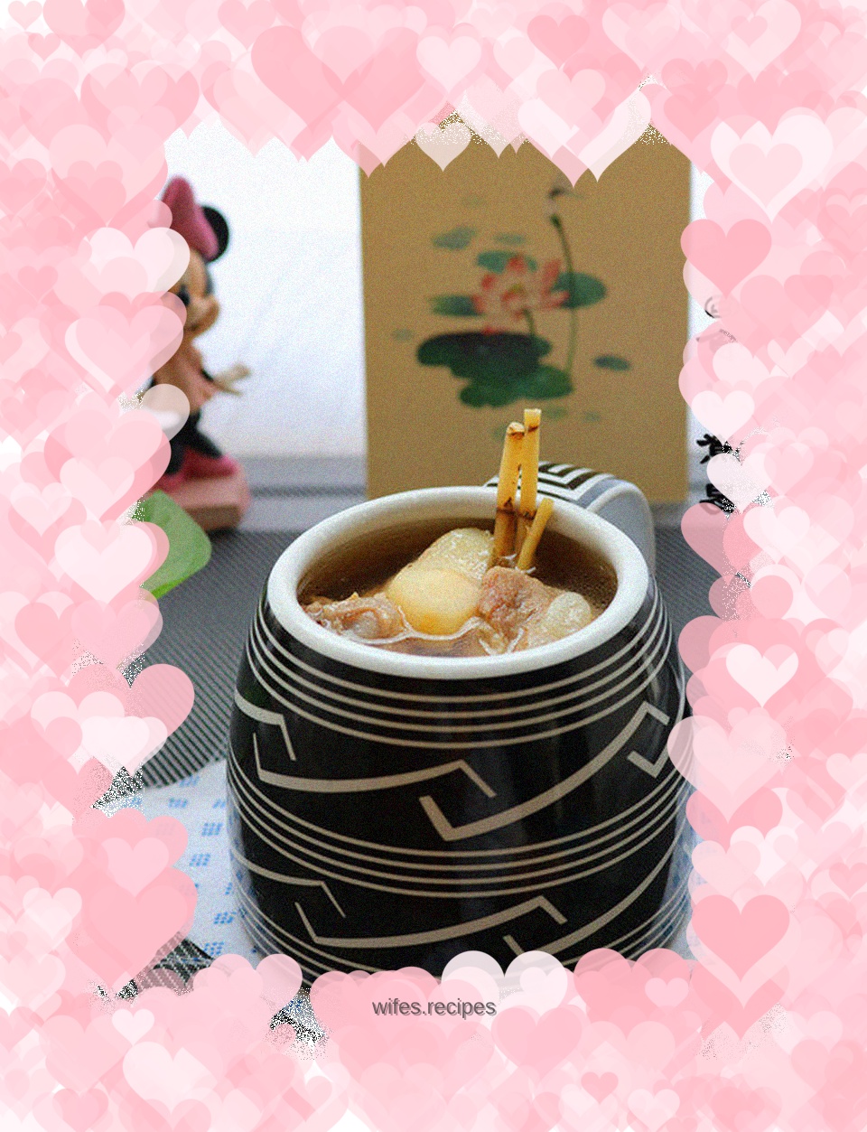 Chicken bone grass, thatch root and water chestnut drink