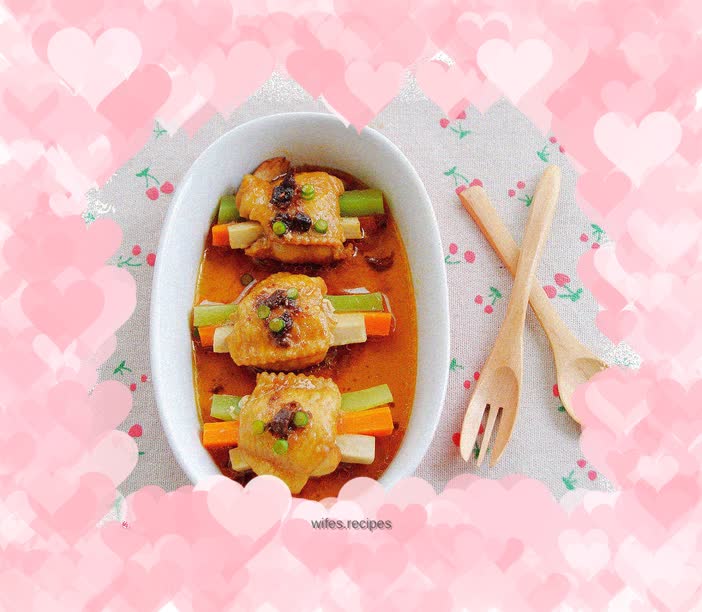 Steamed Chicken Wings with Seasonal Vegetables