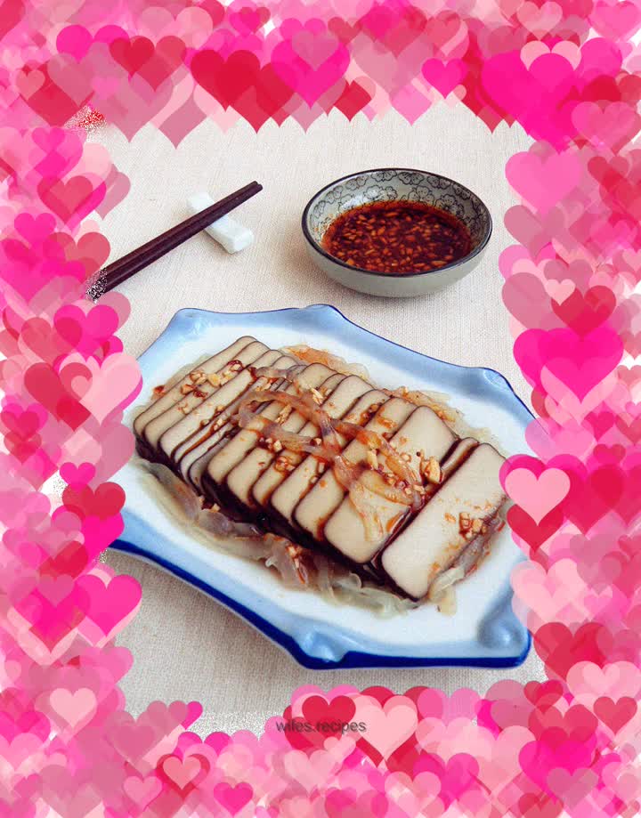 Dried eggs mixed with jellyfish
