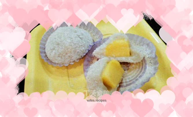 Mango glutinous rice cake