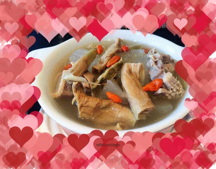 Bianjian winter melon and old duck soup