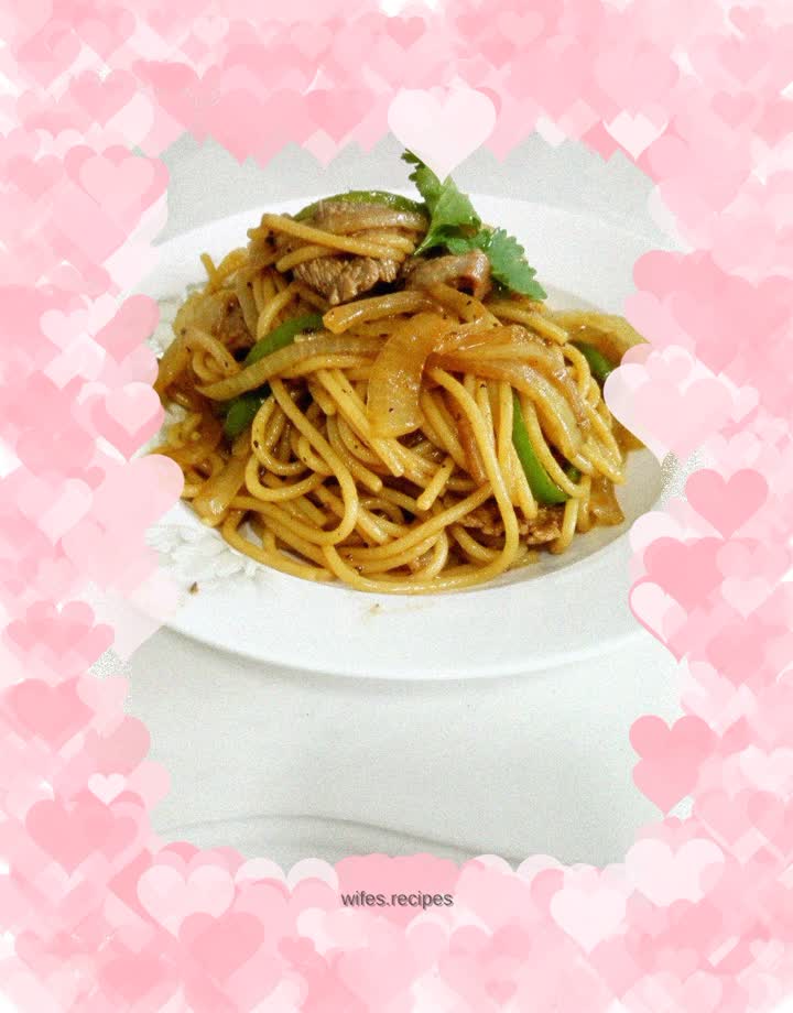 Black pepper beef pasta