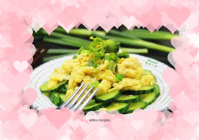 Cucumber scrambled eggs