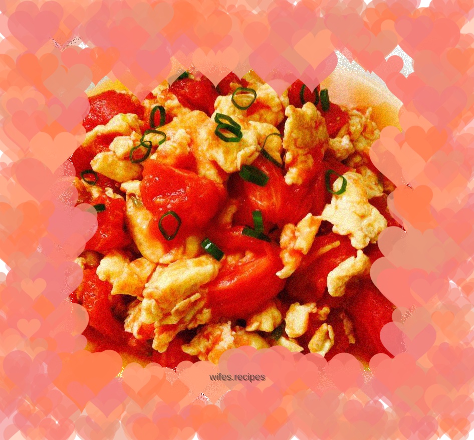Scrambled eggs with tomatoes
