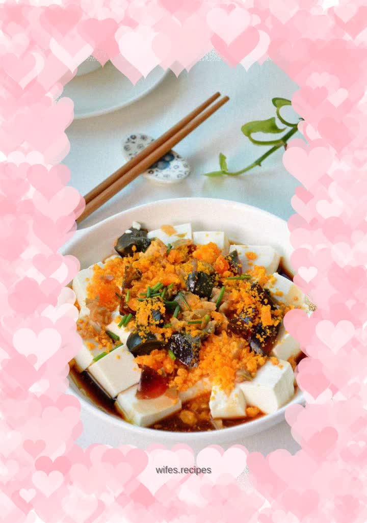 Double eggs mixed with tofu