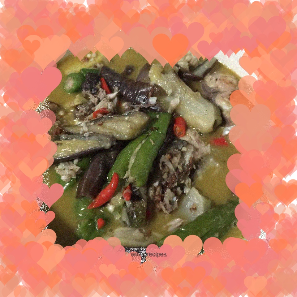 Boiled fish with green pepper and eggplant