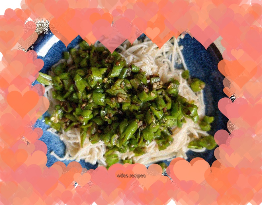 Roasted Pepper and Enoki Mushrooms